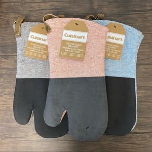 3 packs of Cuisinart Oven Mitts